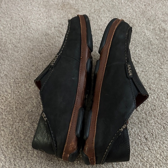 OluKai Moloa Men\'s Dark Leather Slip-Ons 8.5 main image 5